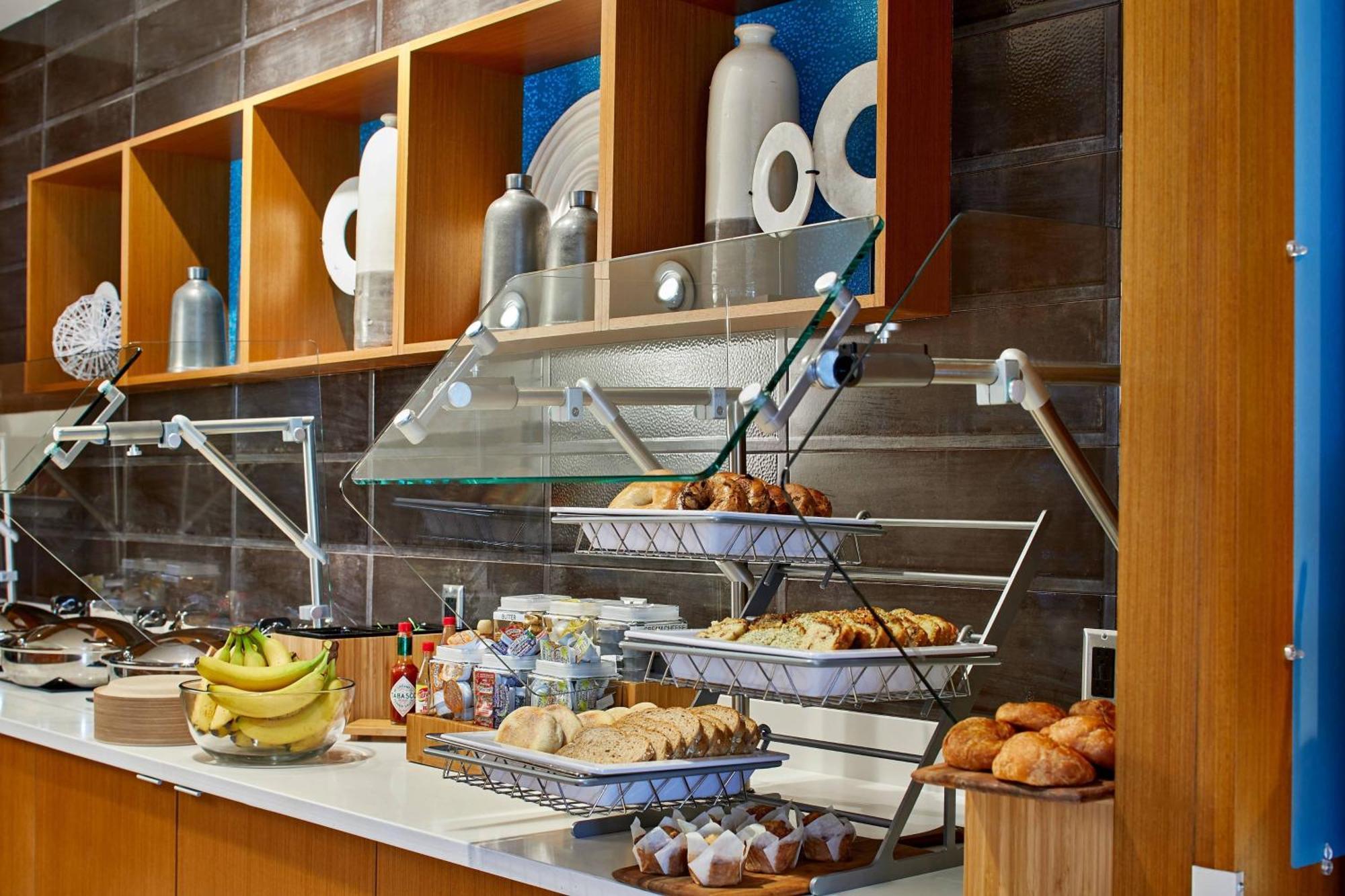 Springhill Suites Charlotte At Carowinds Buitenkant foto